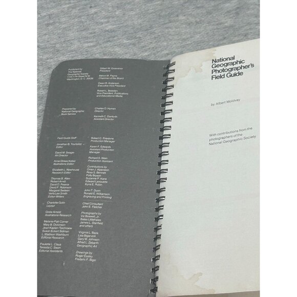 National Geographic Photographer's Field Guide by Albert Moldvay Paperback 1981 - Picture 2 of 6